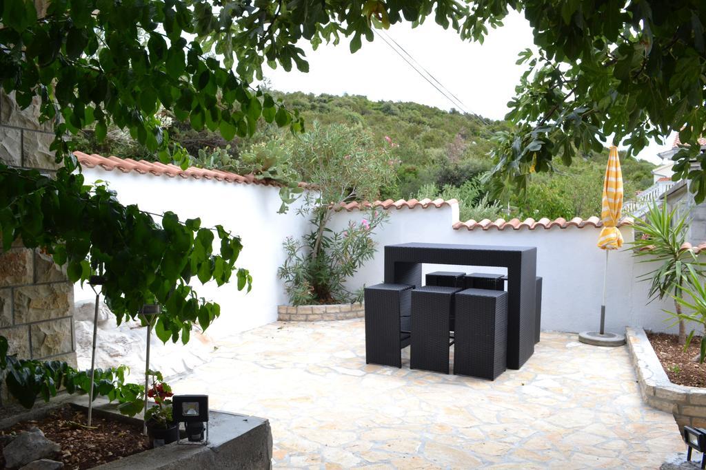 Villa I Karma Tisno Exterior photo